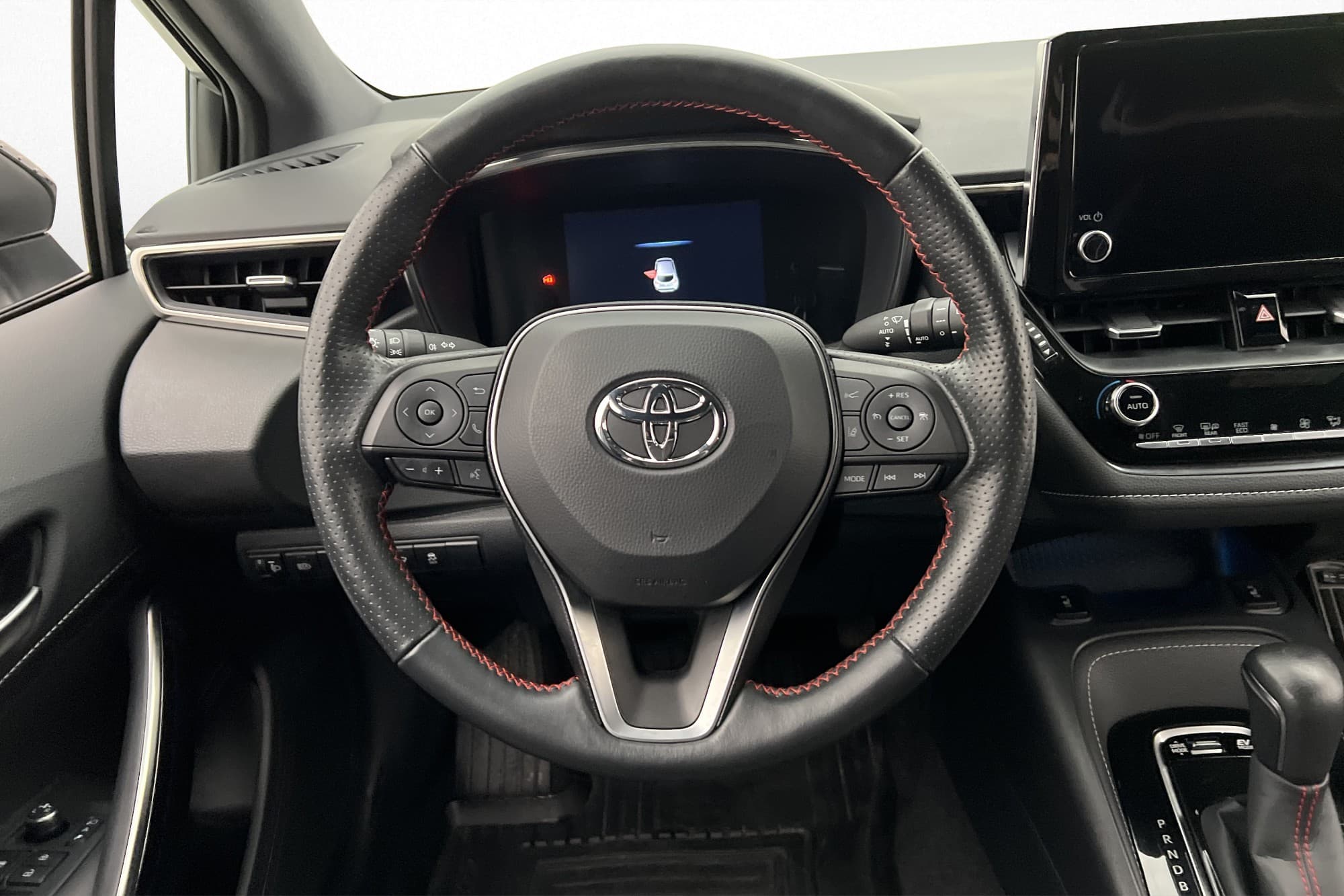 Toyota Corolla Hybrid 122hk GR Sport Värmare Kamera Skinn