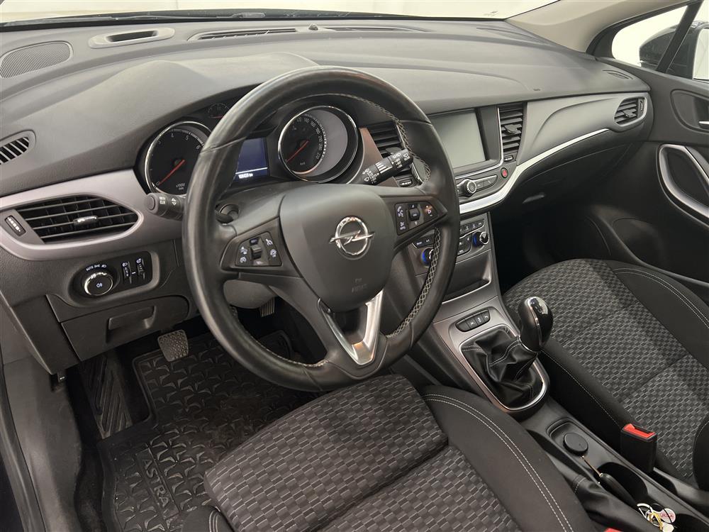 Opel Astra 1.4 Turbo Sports Tourer 125hk P-sensor 0,56l/milinteriör