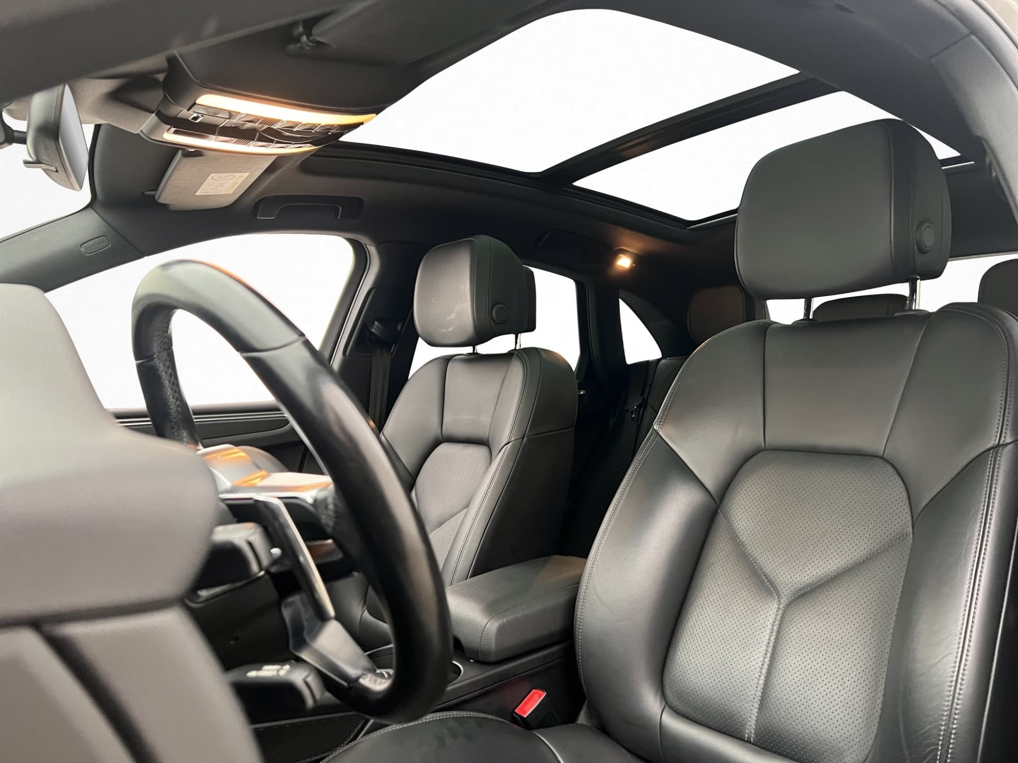 Porsche Macan Pano BOSE P-Värmare Kamera Navi 14-Vägs Drag