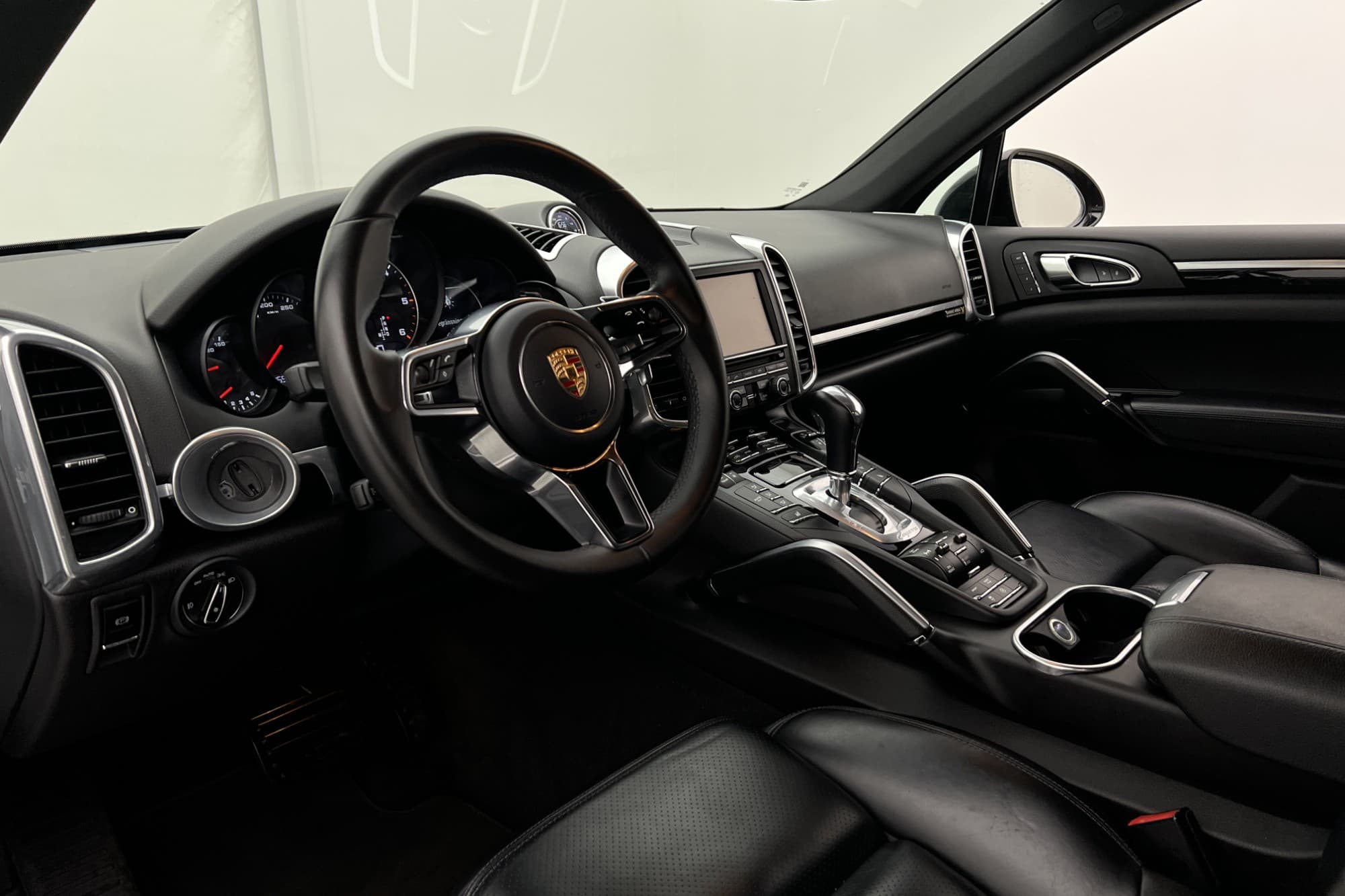 Porsche Cayenne S Sport Chrono Drag Luftfjäd BOSE Navi Skinn