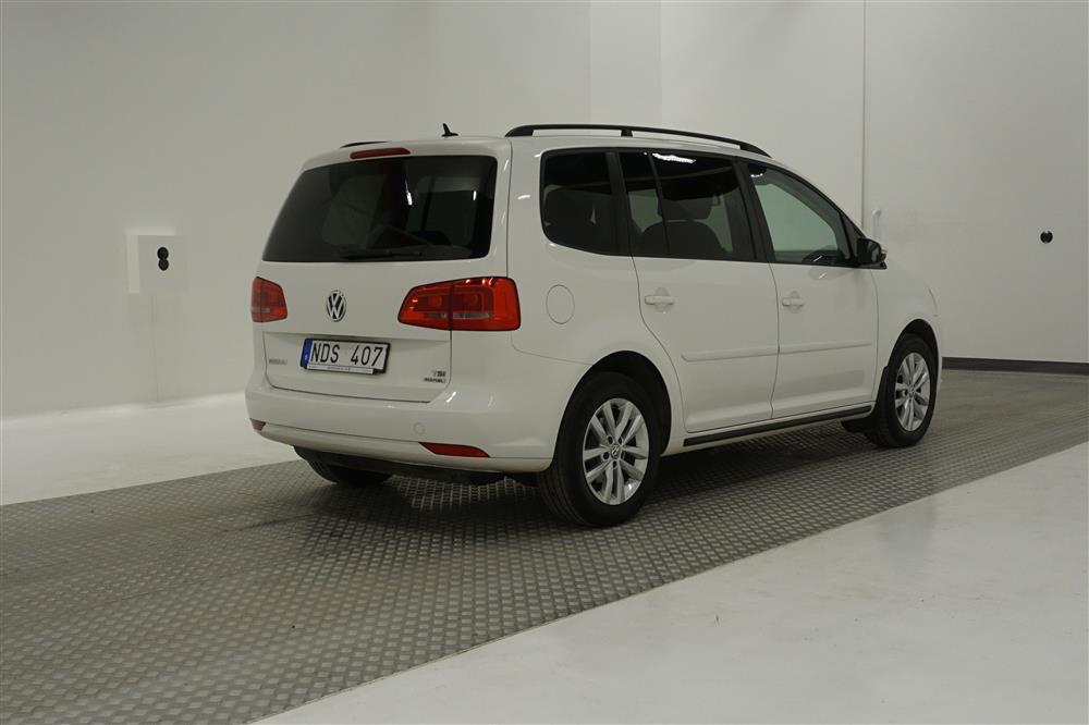 VW Touran 1.4 TGI EcoFuel 150hk 514:- Årsskattexteriör