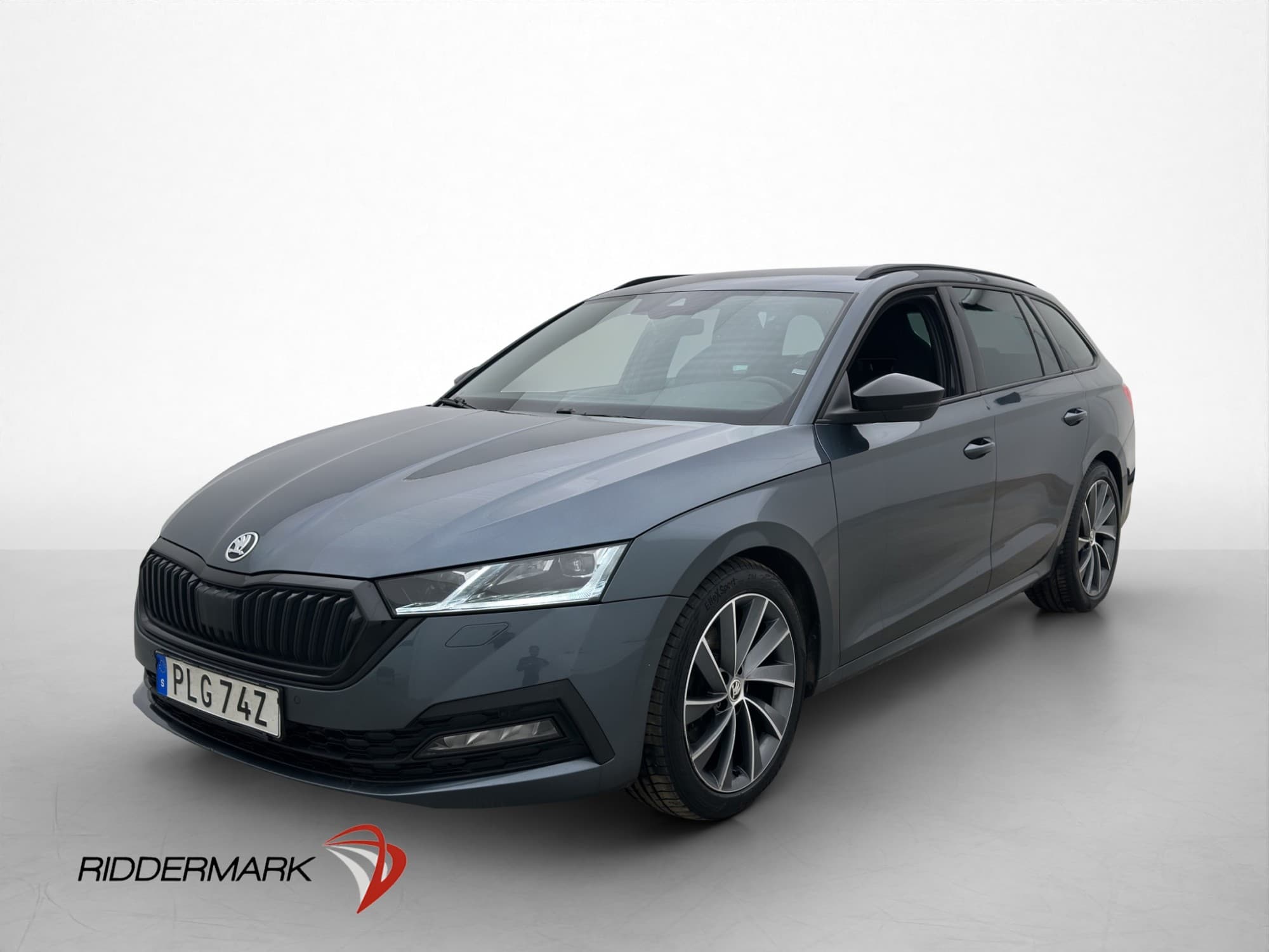Škoda Octavia 2.0 TDI 200hk 4x4 Canton Värm Kamera Drag