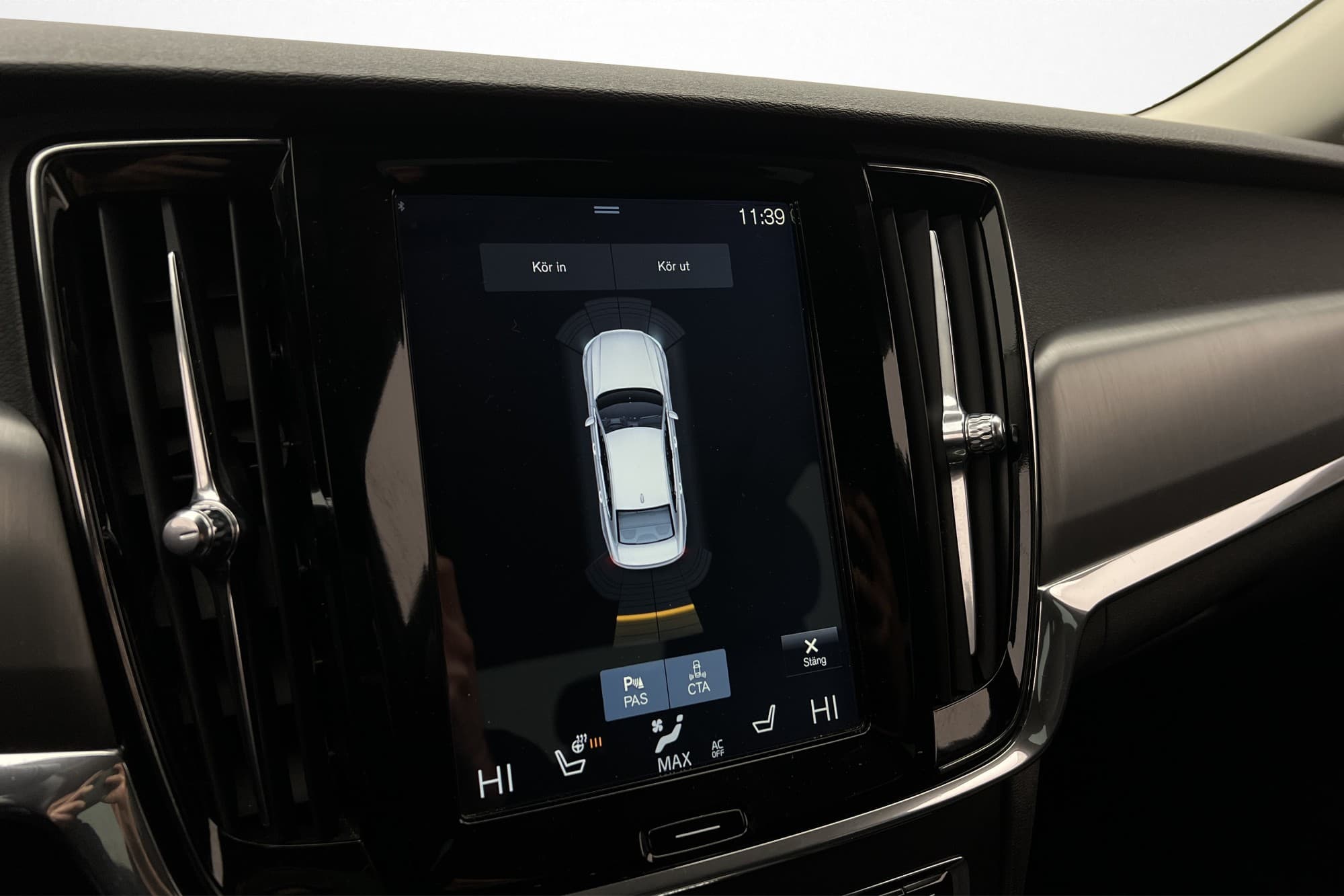 Volvo S90 D4 Momentum Värmare Adaptiv-fart Navi Keyless