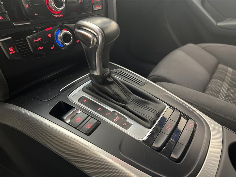 Audi A4 2.0 TDI 190hk Quattro S-Line D-Värm Drag 0,52l/milinteriör