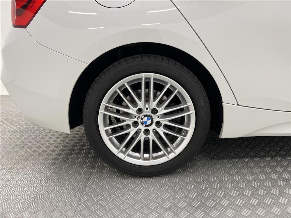 BMW 118i 136hk M Sport Skinn Svart Innertak 0,51L/mil interiör