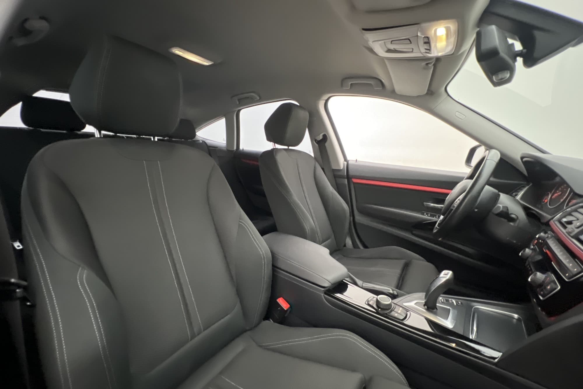 BMW 320 d GT 190hk Sport Line Dragkrok Sensorer 0,45l/mil