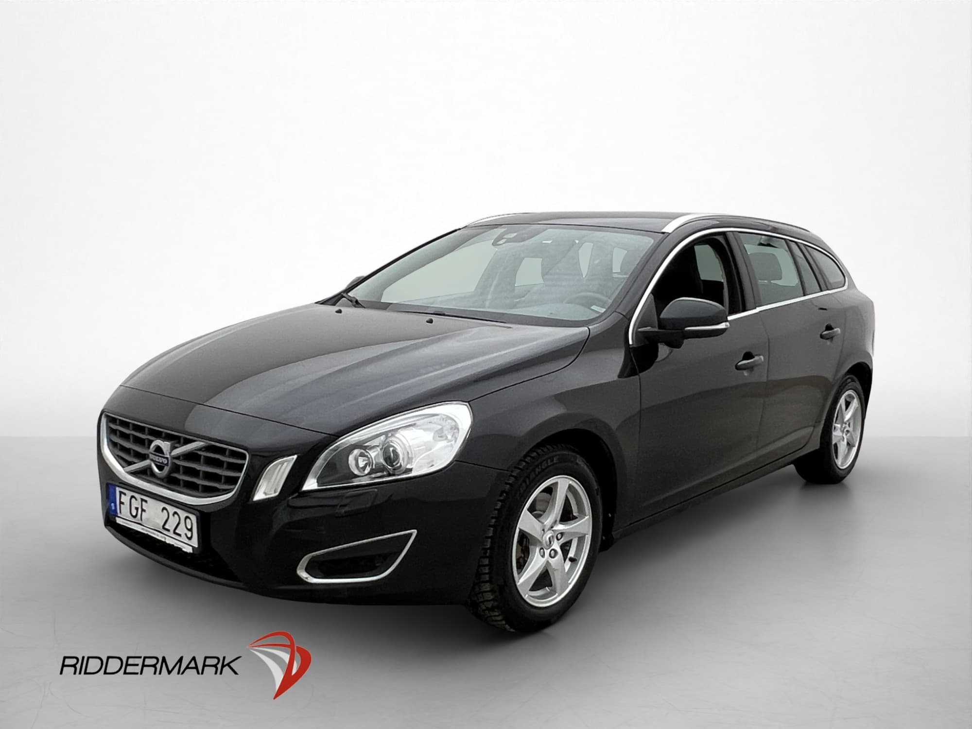 Volvo V60 D2 Summum P-Värmare P-Sensorer Skinn Dragkrok