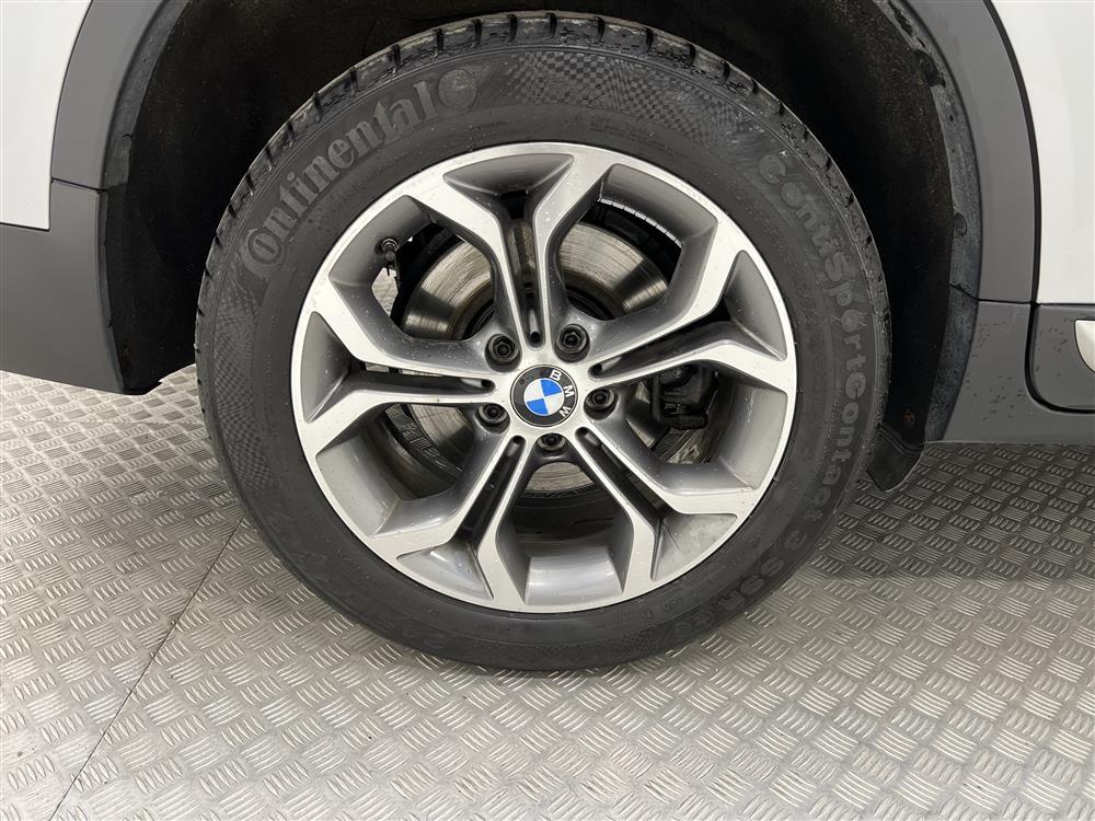 BMW X3 xDrive20d 190hk Drag Navi Välservad 0,49L/milinteriör