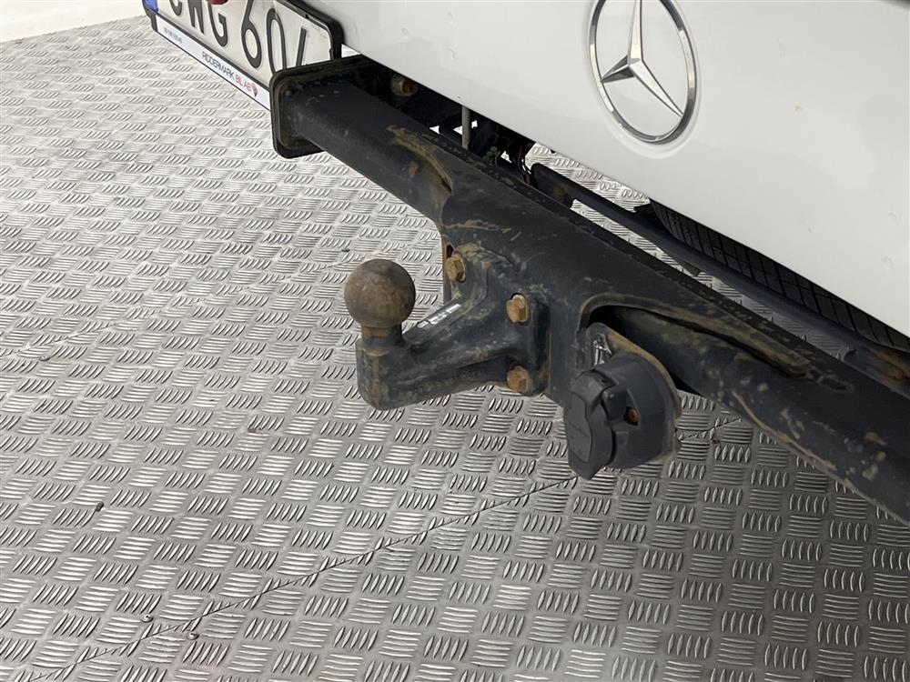 Mercedes-Benz Sprinter 316CDI Kranbil L3 163hk Värmare Drag interiör