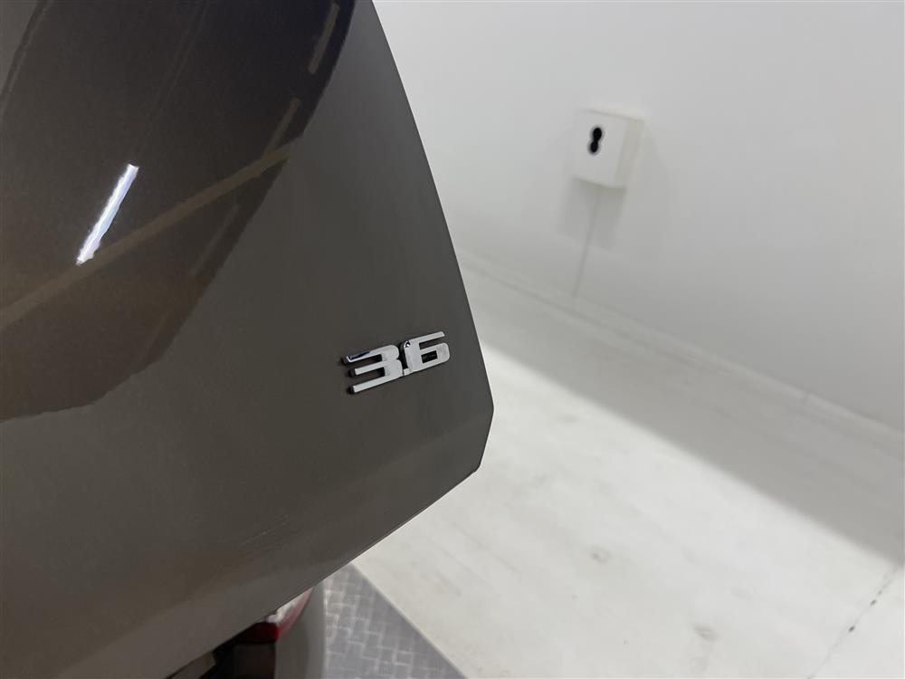 Cadillac SRX 3.6 AWD V6 Hydra Pano Navi Bose B-Kam Skinninteriör