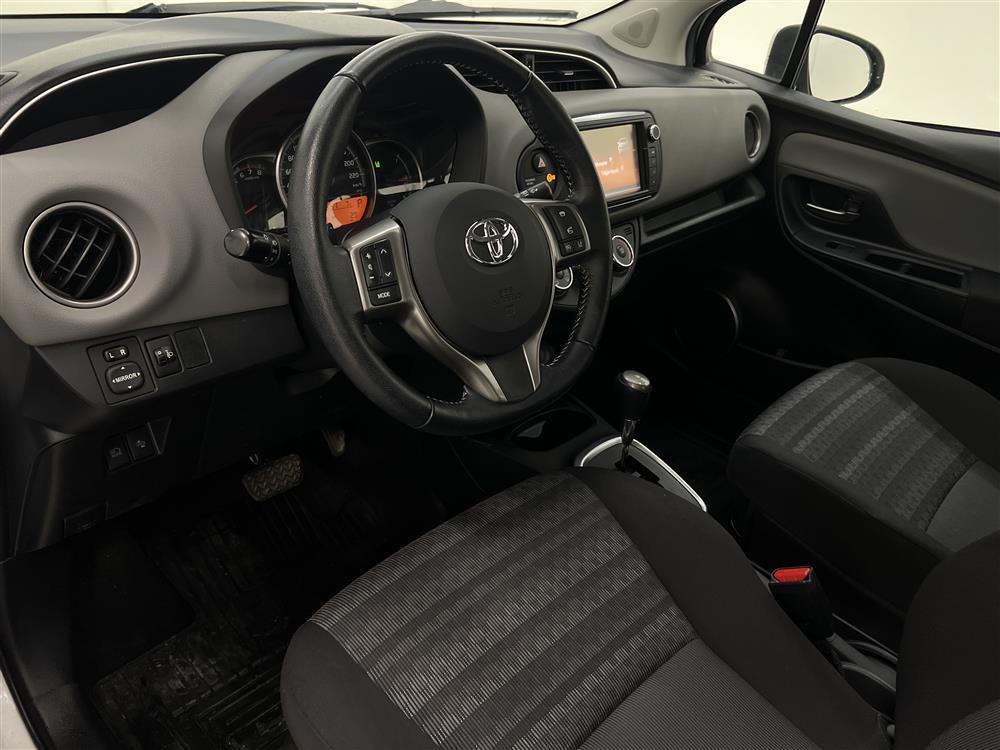 Toyota Yaris Dual 1.33 VVT-i 99hk Välservad Låg Skatt