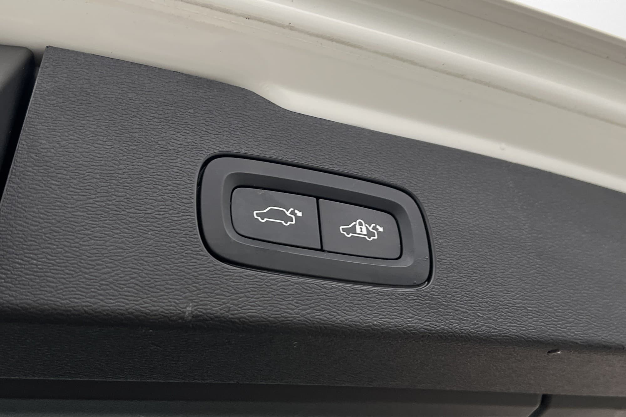 Volvo V60 D4 Momentum Värmare BLIS Keyless Rattvärme MOMS