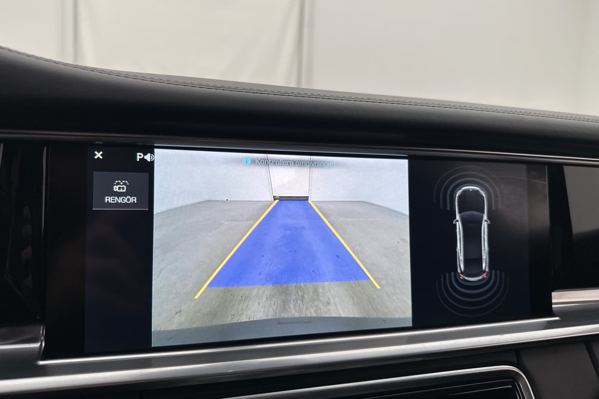 Porsche Panamera 4 PDK 330hk PASM Värmare Pano BOSE Kamera