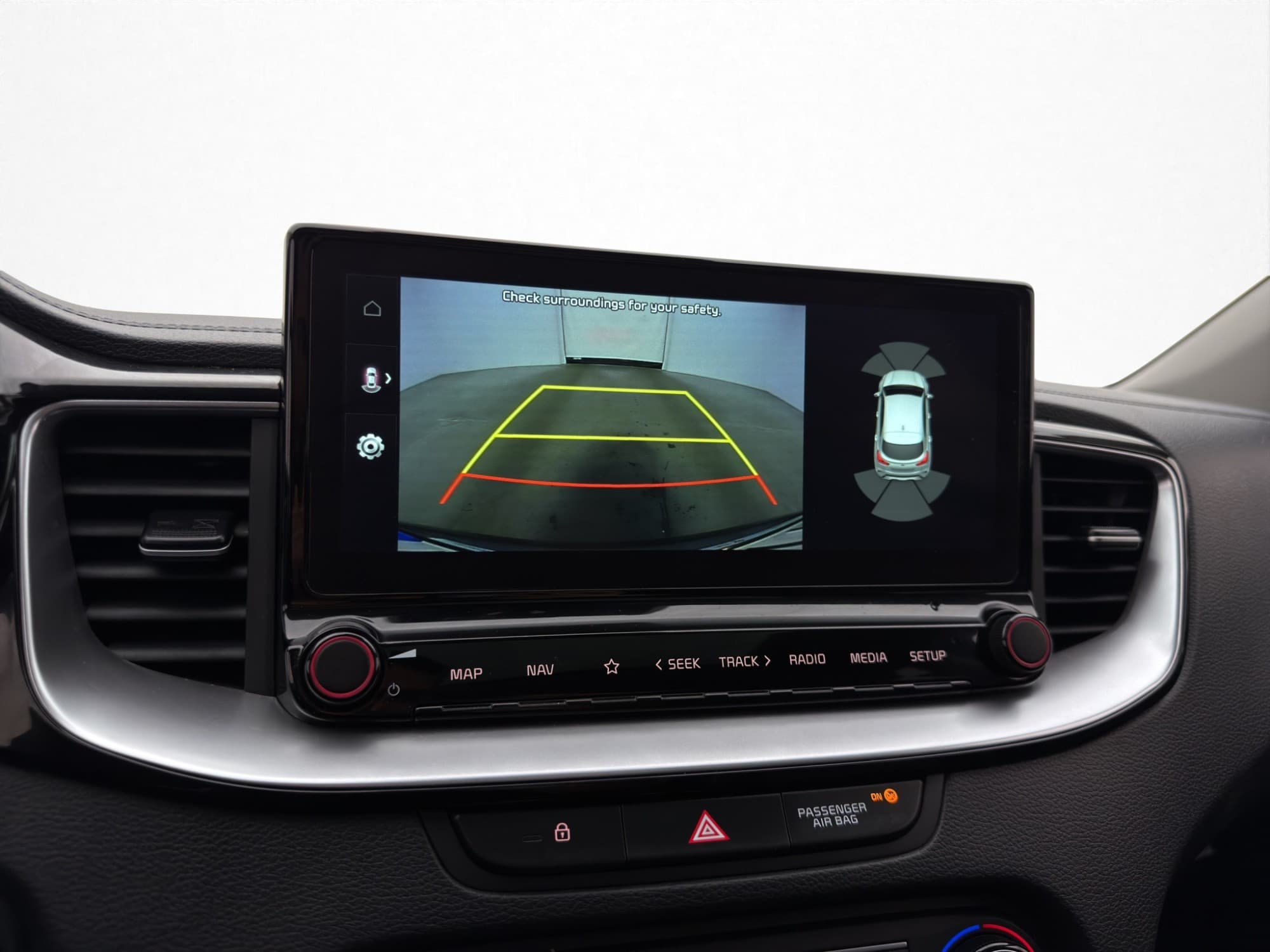 Kia XCeed Plug-in Hybrid Adv Plus 2 Cockpit Pano Kamera Navi