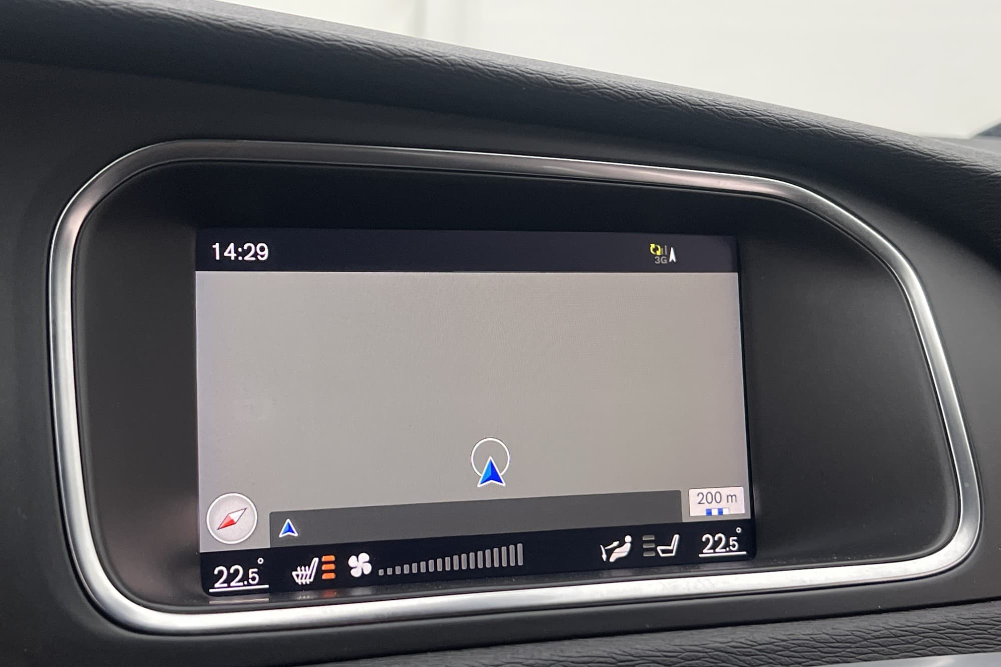Volvo V40 Cross Country T3 Värmare Sensorer GPS Farthållare