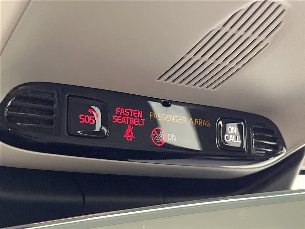 Volvo S60 T8 AWD TwEn 392hk Inscription Backkamera Skinninteriör