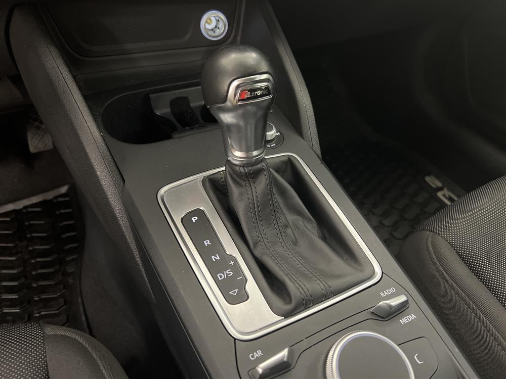 Audi Q2 1.6 TDI 116hk P-sensor Välserv 0,41l/mil 4699Milinteriör