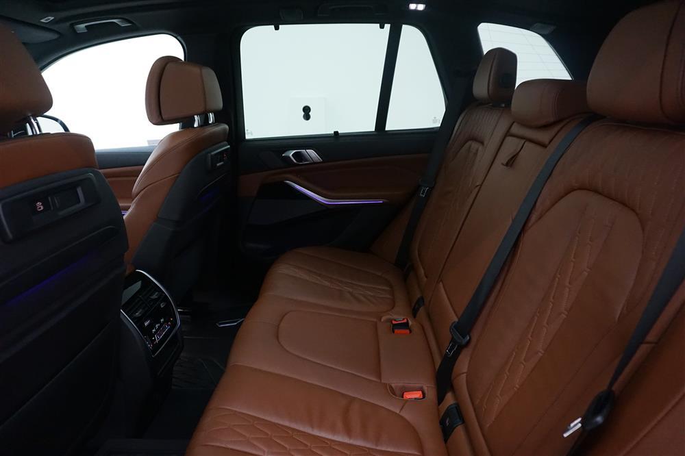 BMW X5 M50d 400hk Innovation D-Värm Sky Lounge H/K HUD 360°interiör