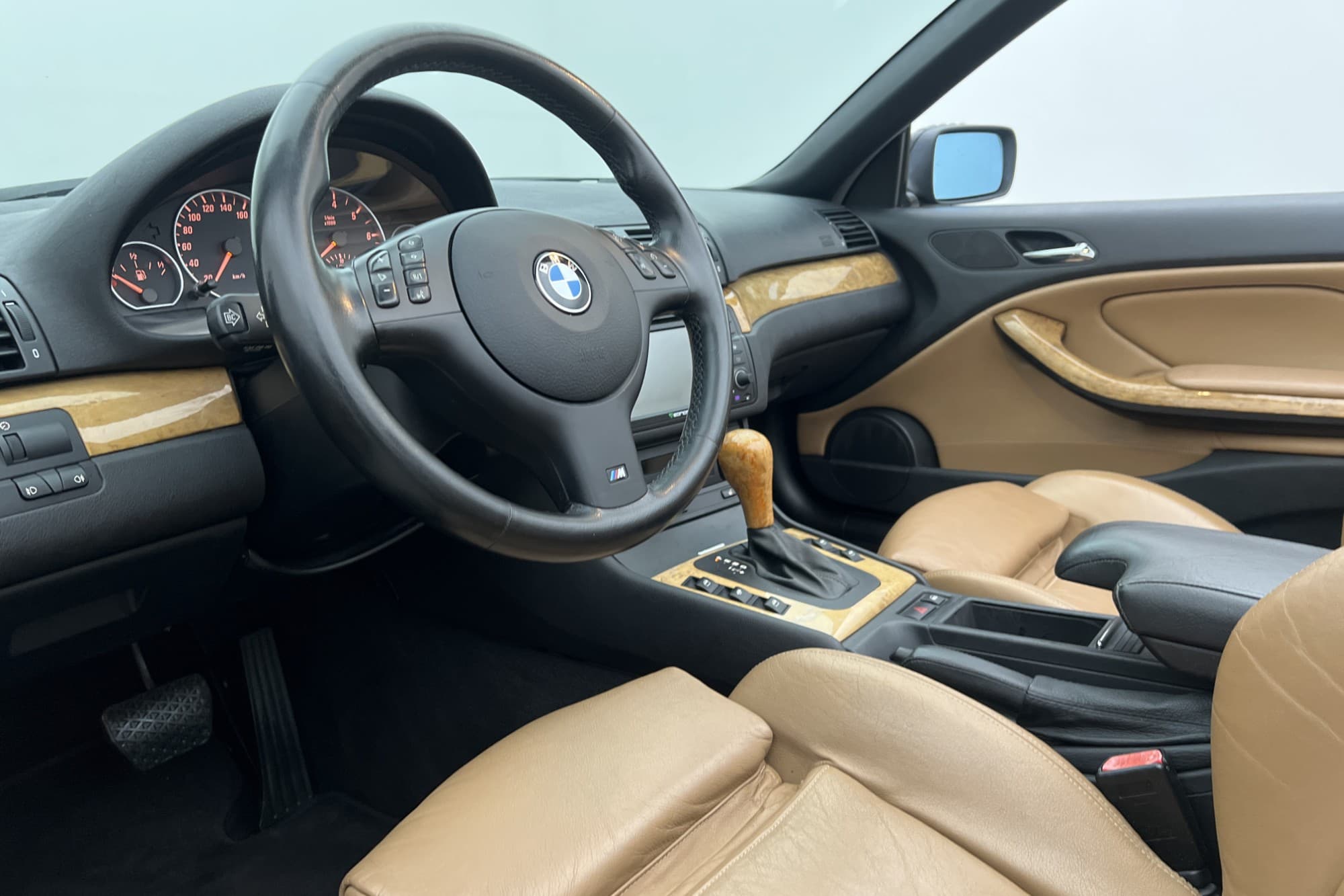 BMW 330 Ci Convertible 231hk M Sport Två-brukare Skinn