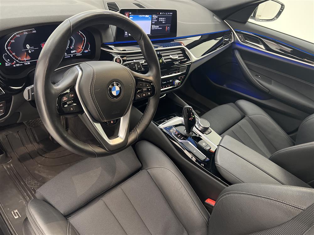 BMW 520d xDrive Touring 190hk Sport-line Navi B-kam 0,5l/milinteriör