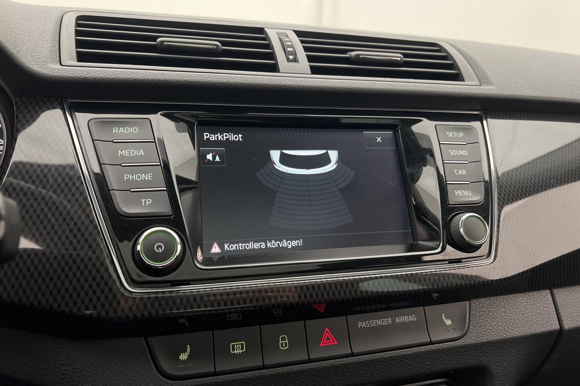 Škoda Fabia Monte Carlo M&K-Värmare Pano CarPlay Sensorer