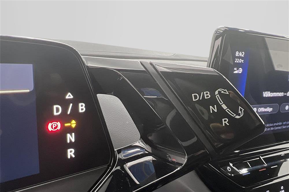 Volkswagen ID.4 Pure Performance 170hk Navigation Dragkrokinteriör