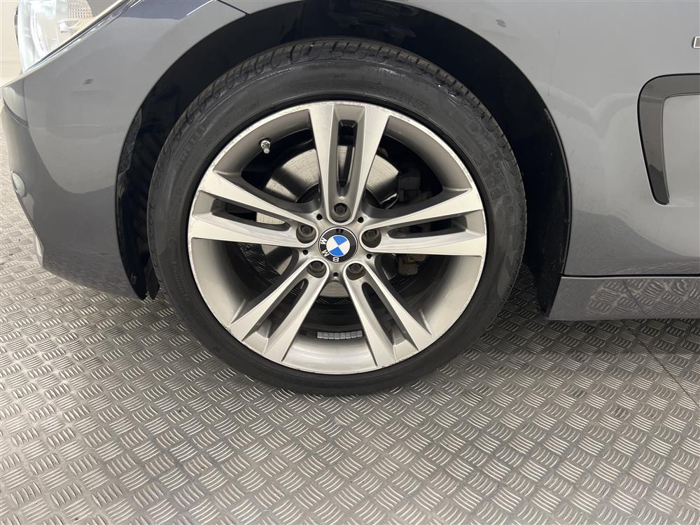 BMW 420d xDrive 184hk Sport-line P-sensor Välserv 0,48l/milinteriör