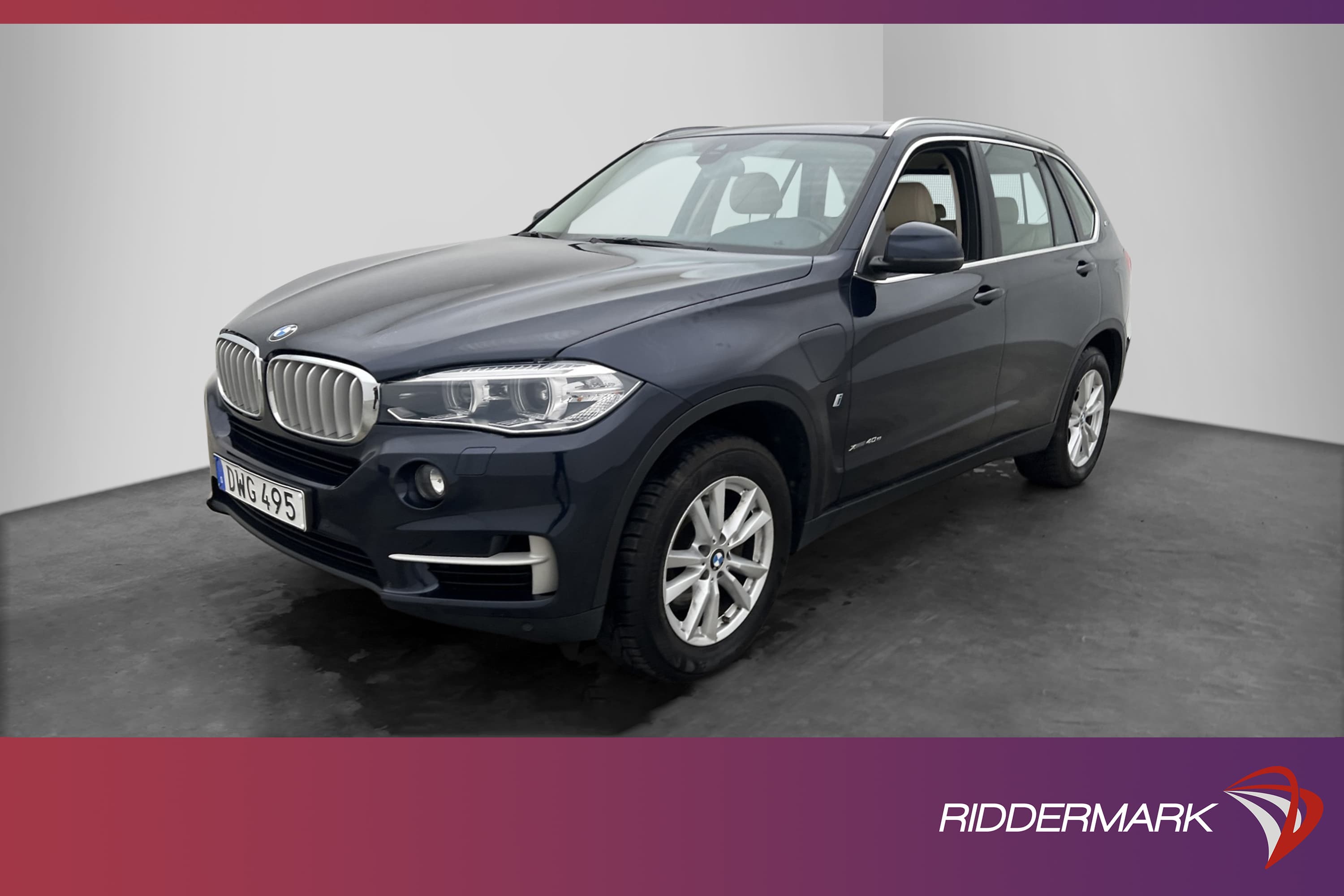 BMW X5 xDrive40e Dragkrok Adaptiv-Fjädring Navi Rattvärme