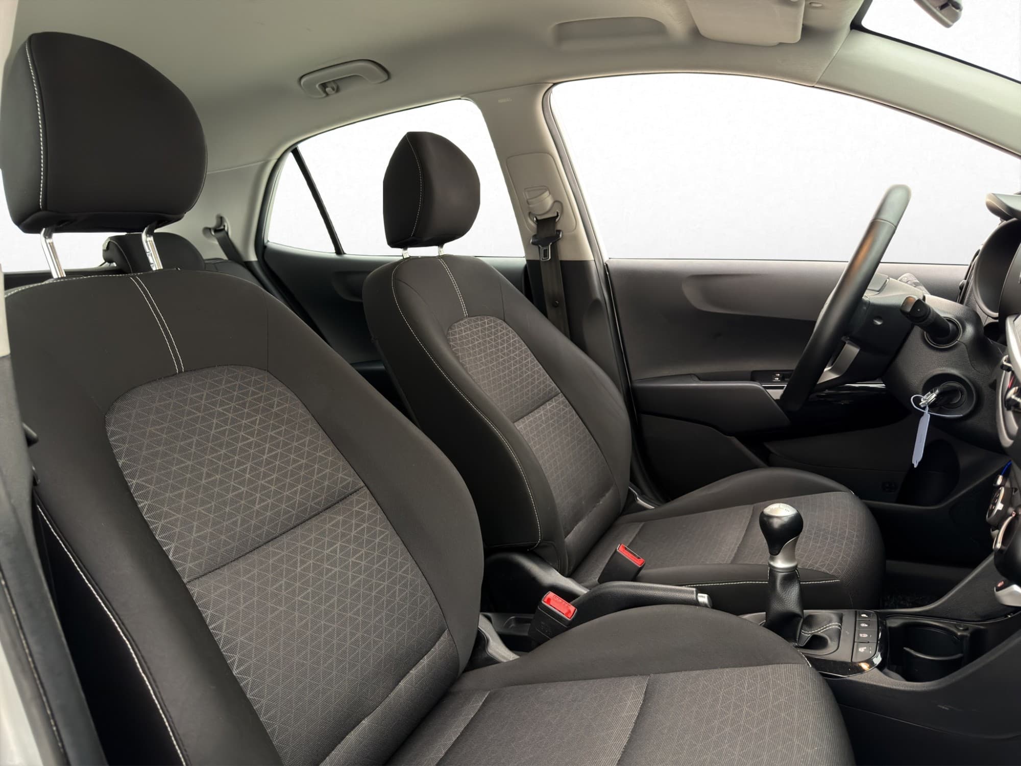Kia Picanto 1.0 MPI 67hk Advance Kamera CarPlay Rattvärme