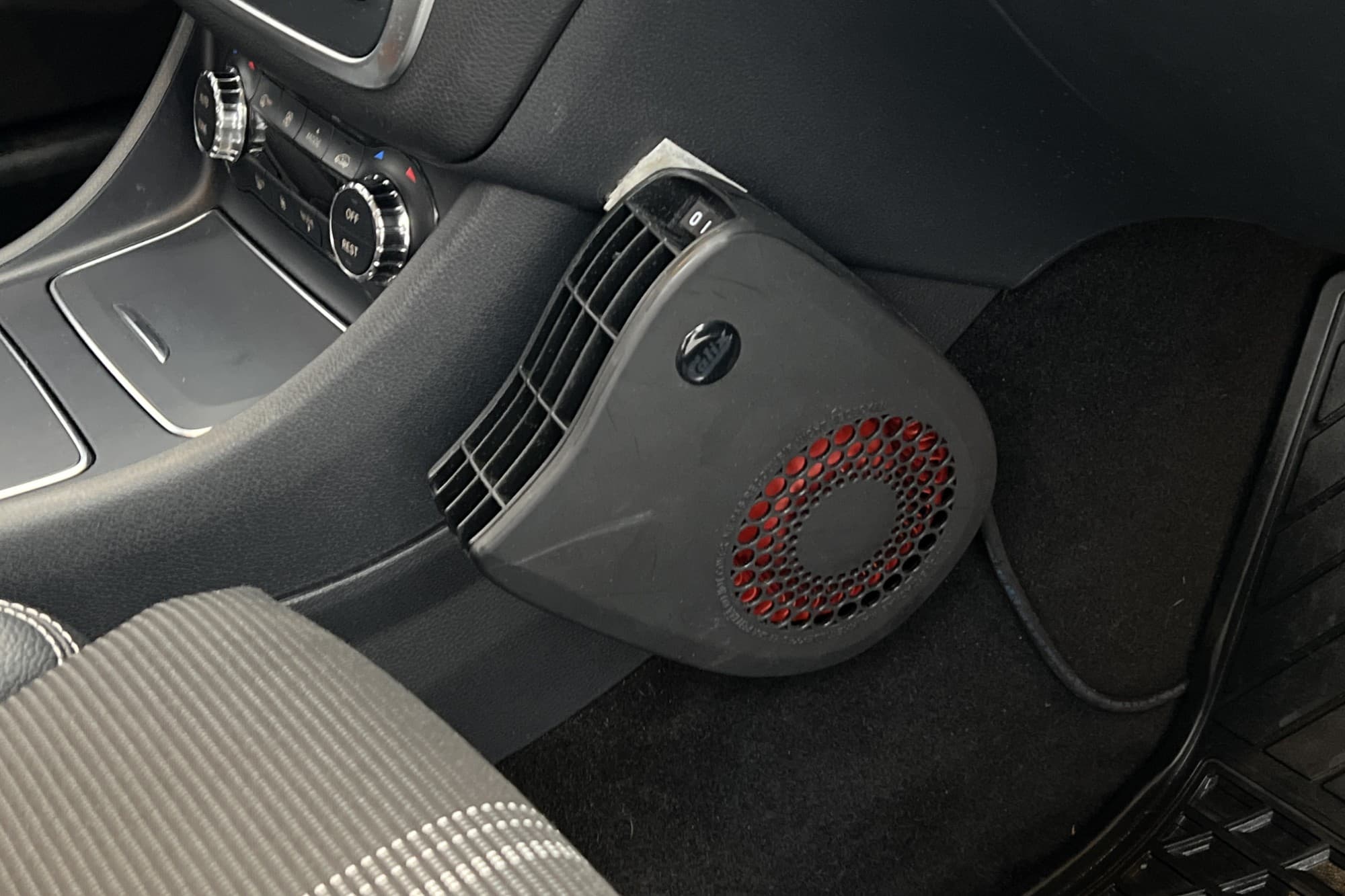 Mercedes-Benz GLA 200 d 4M 136hk M/K-Värm Drag Kamera Navi