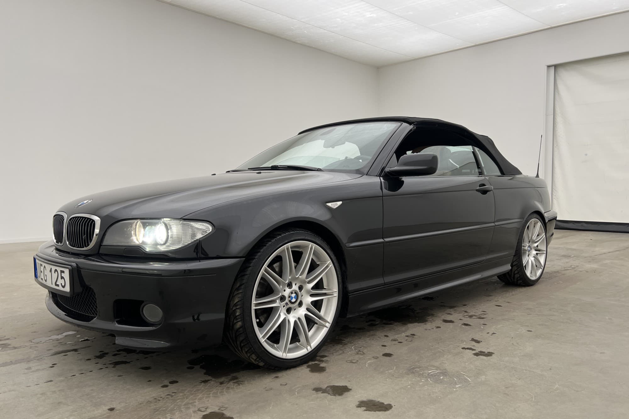 BMW 330 Ci Convertible 231hk M Sport Två-brukare Skinn