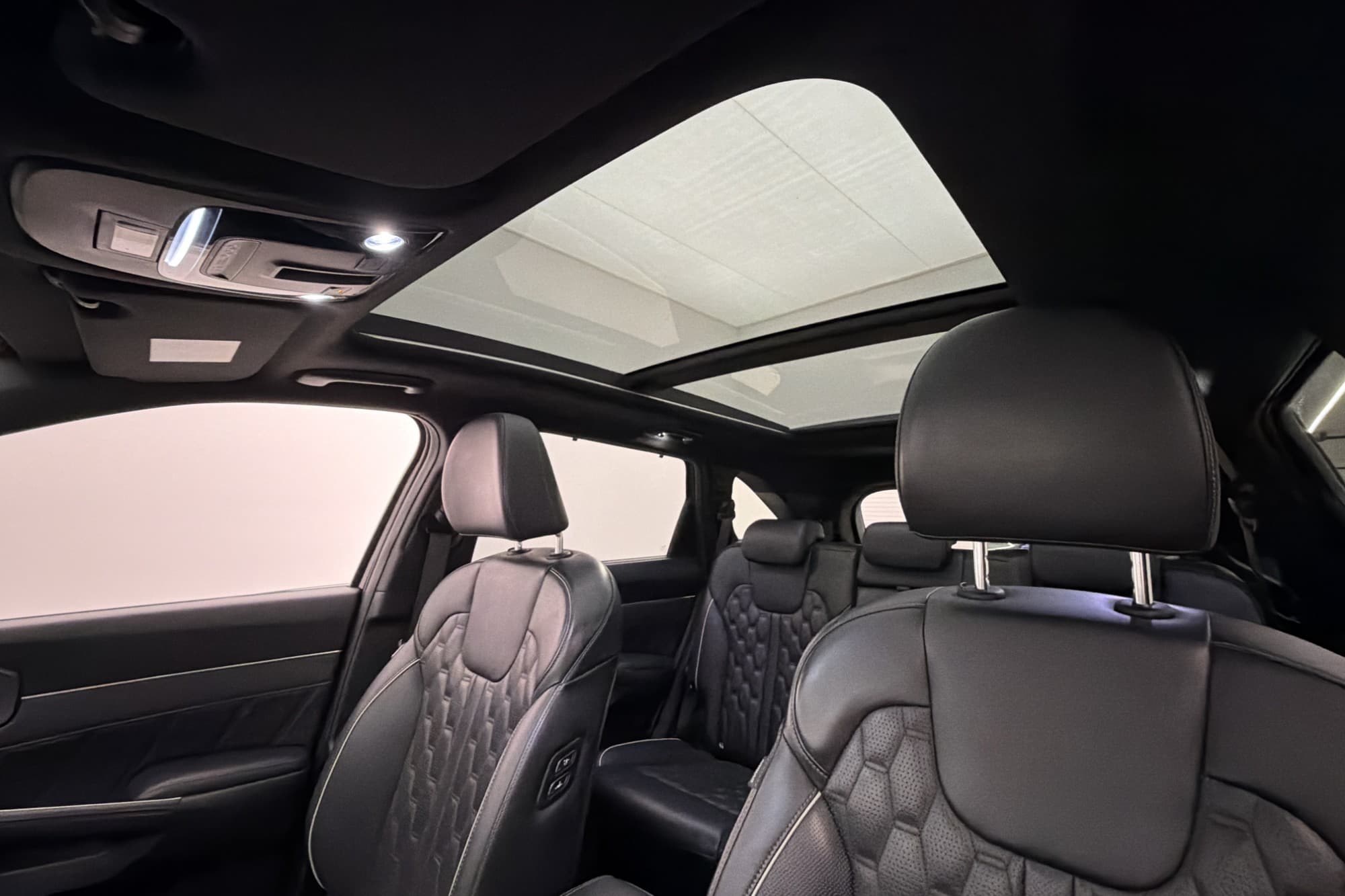 Kia Sorento PHEV AWD Advance Plus 7-Sits Pano BOSE HUD Drag