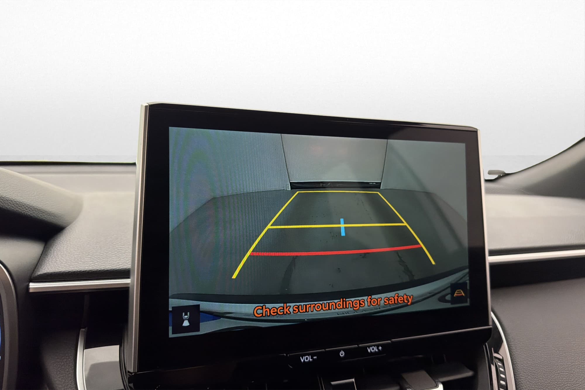 Toyota Corolla Cross Hybrid CarPlay Kamera Rattvärme Keyless