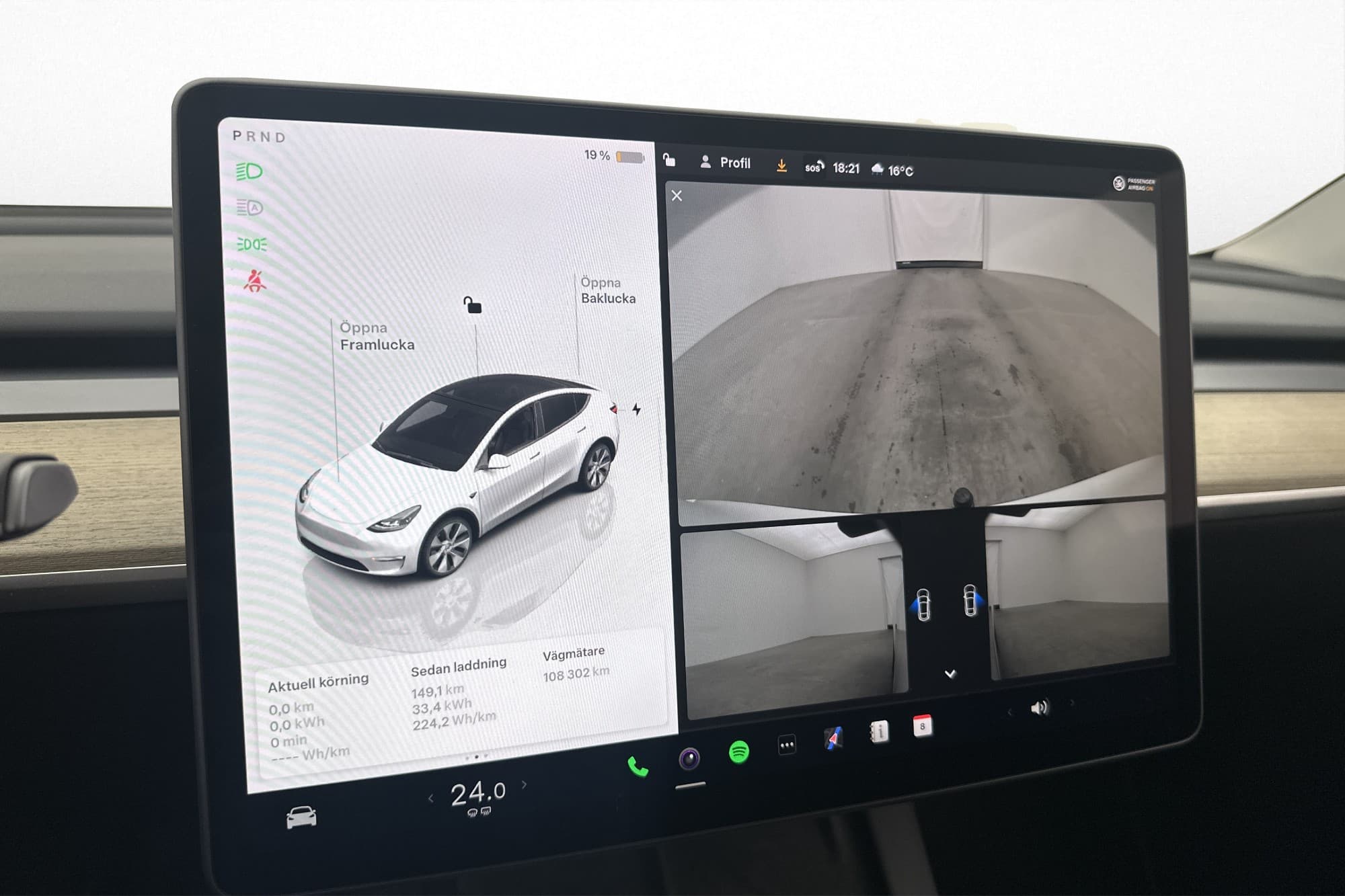 Tesla Model Y Standard Range Dragkrok Panorama SV.SÅLD MOMS