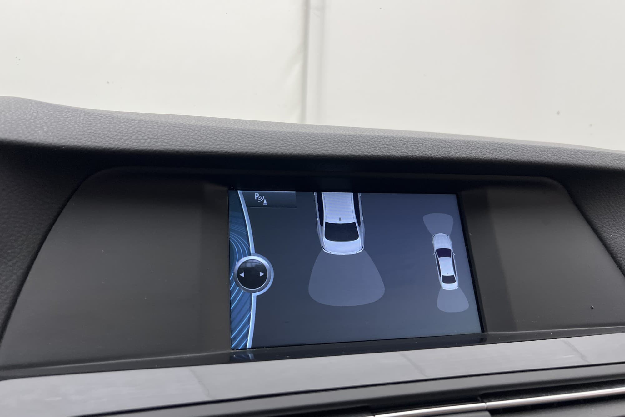 BMW 520 d Sedan 184hk Två-Brukare Sensorer Dragkrok