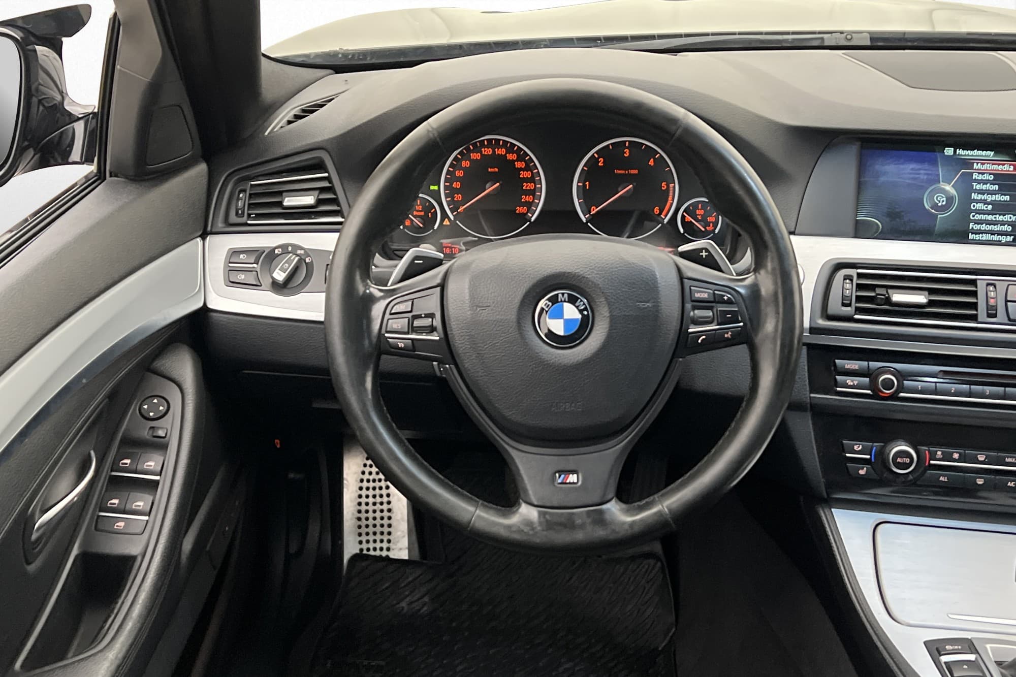 BMW 535 d xDrive Sedan M Sport Navi HiFi Komfortstolar Drag