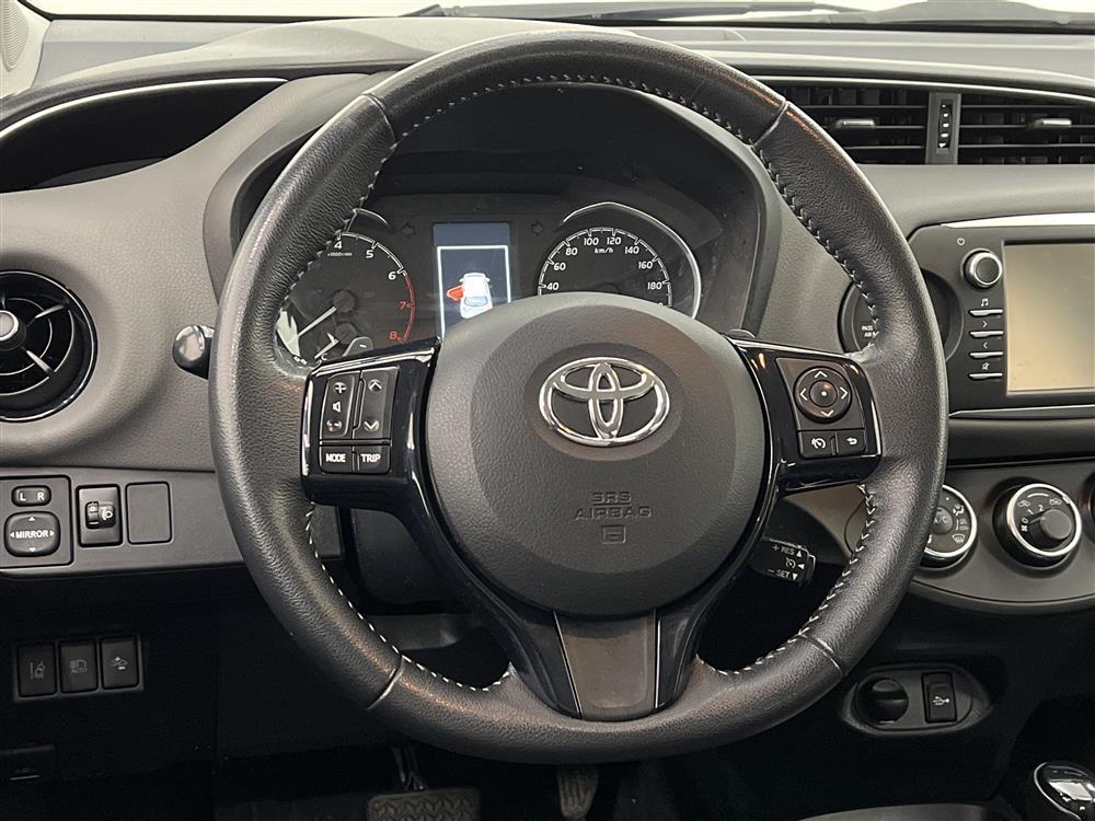 Toyota Yaris 1.5 111hk Låg Skatt B-Kamera L-Assist 0,47L/mil