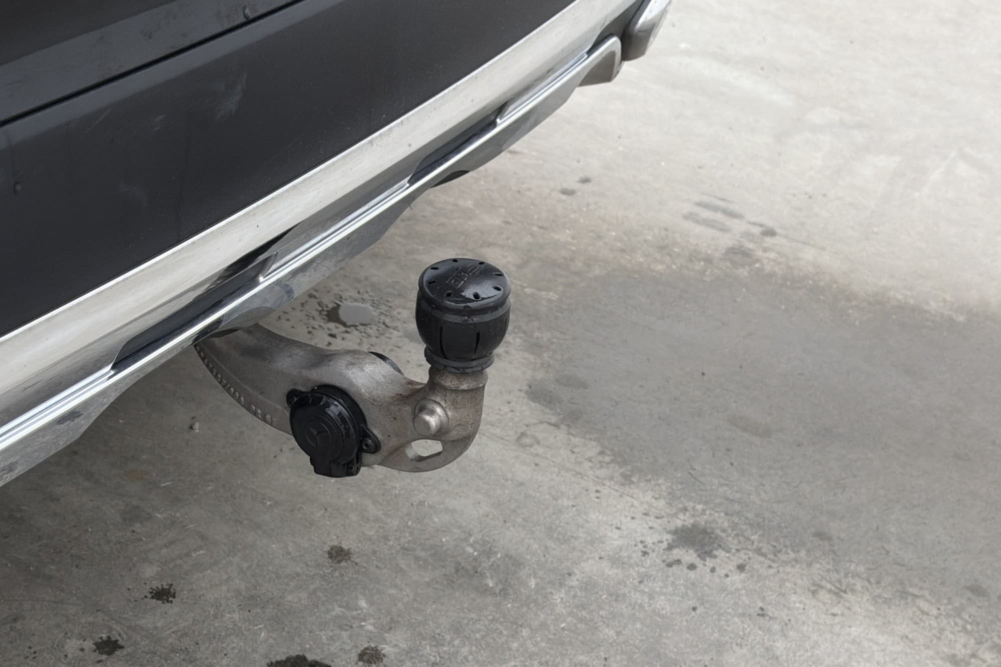 Mercedes-Benz GLC 300 e 4MATIC 313hk Värmare Dragkrok Kamera