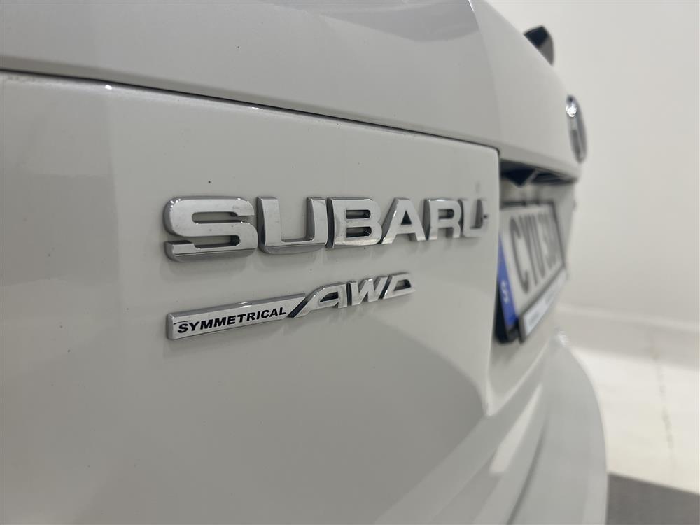Subaru Forester 2.0 147hk 4WD M-Värm Skinn Pano Drag B-Kaminteriör