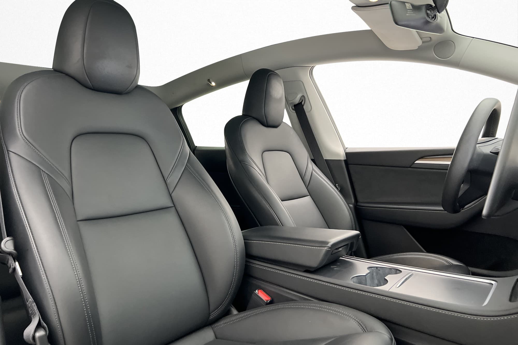 Tesla Model Y Long Range AWD Autopilot En-Brukare Svensksåld