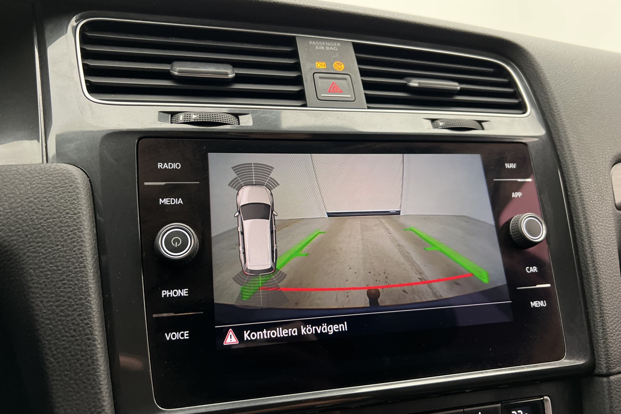 Volkswagen Golf Sportscombi 1.6 TDI 116hk Värm Kamera Drag