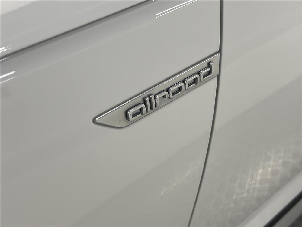Audi A4 Allroad 2.0 TDI Q 190hk Cockpit Navi Värmare Draginteriör