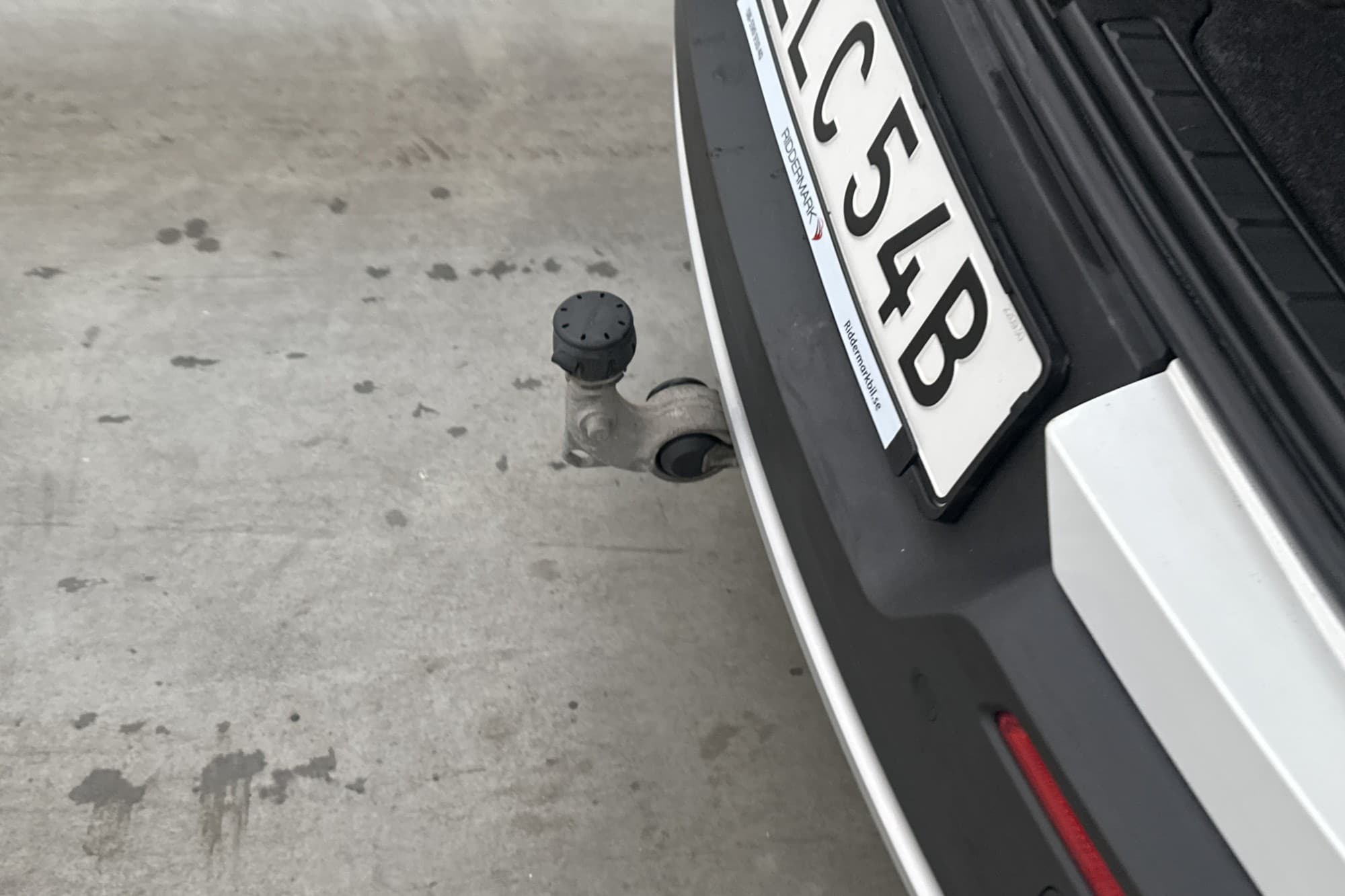 Volvo XC40 T4 TwEn 211hk Core Värmare Kamera Navi Drag MOMS