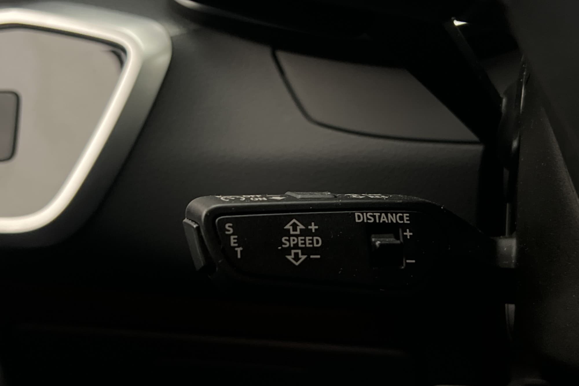 Audi A6 Allroad 40 TDI 204hk Q Värmare Sensorer Drag MOMS