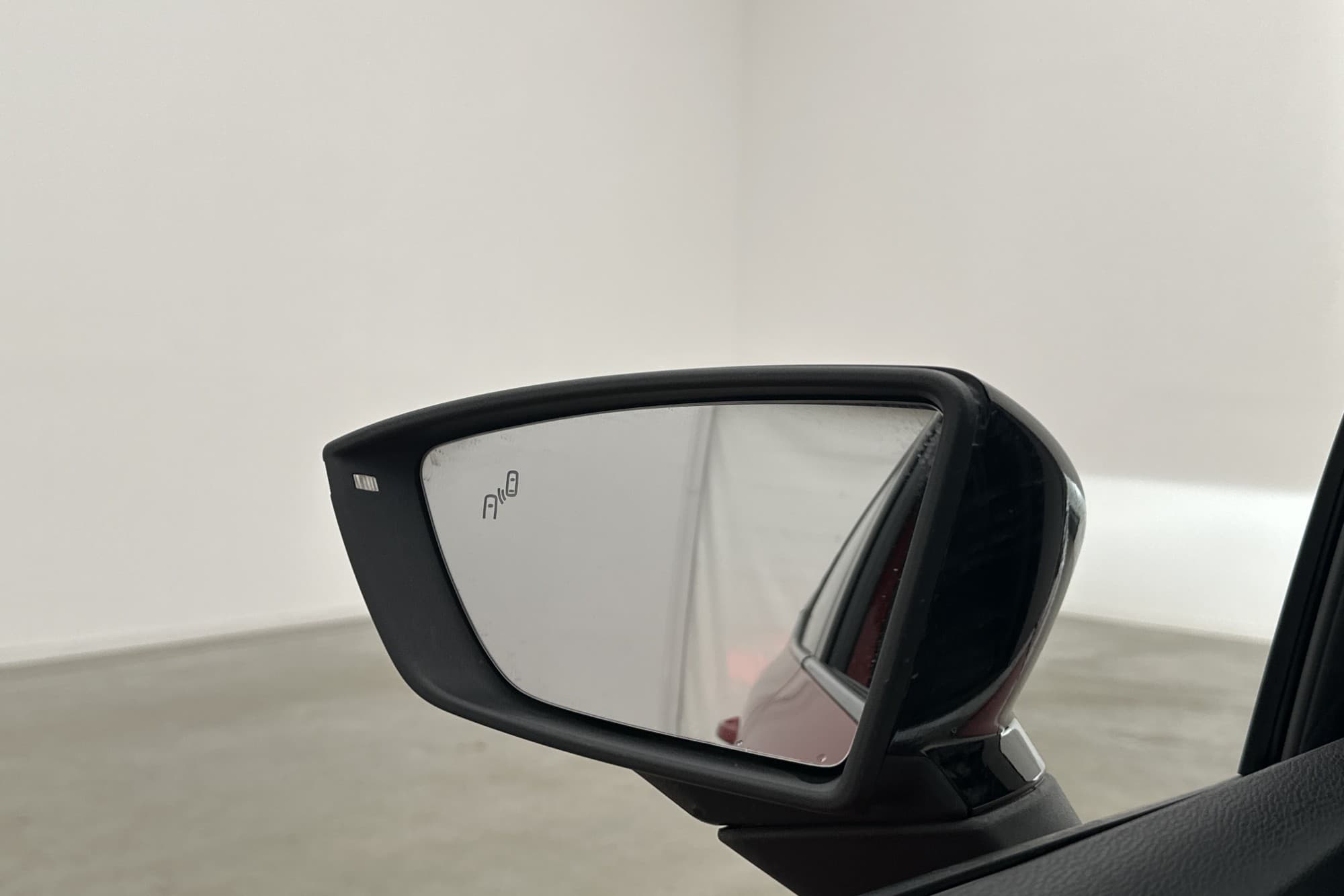 SEAT Arona Xcellence Beats A-CarPlay Led Döda vinkel varning