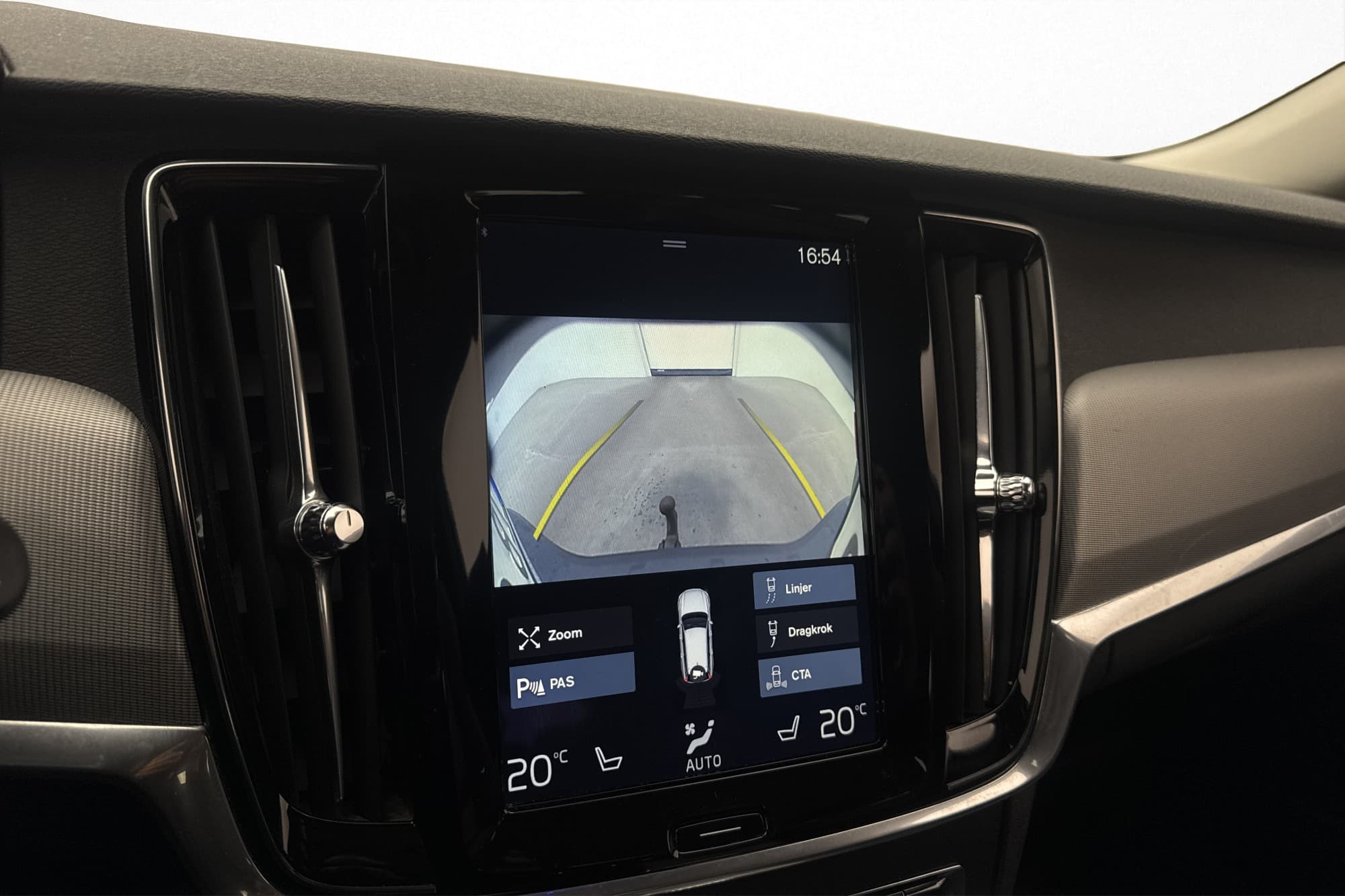 Volvo V90 D3 AWD Inscription VOC Värm HUD Skinn Kamera Drag