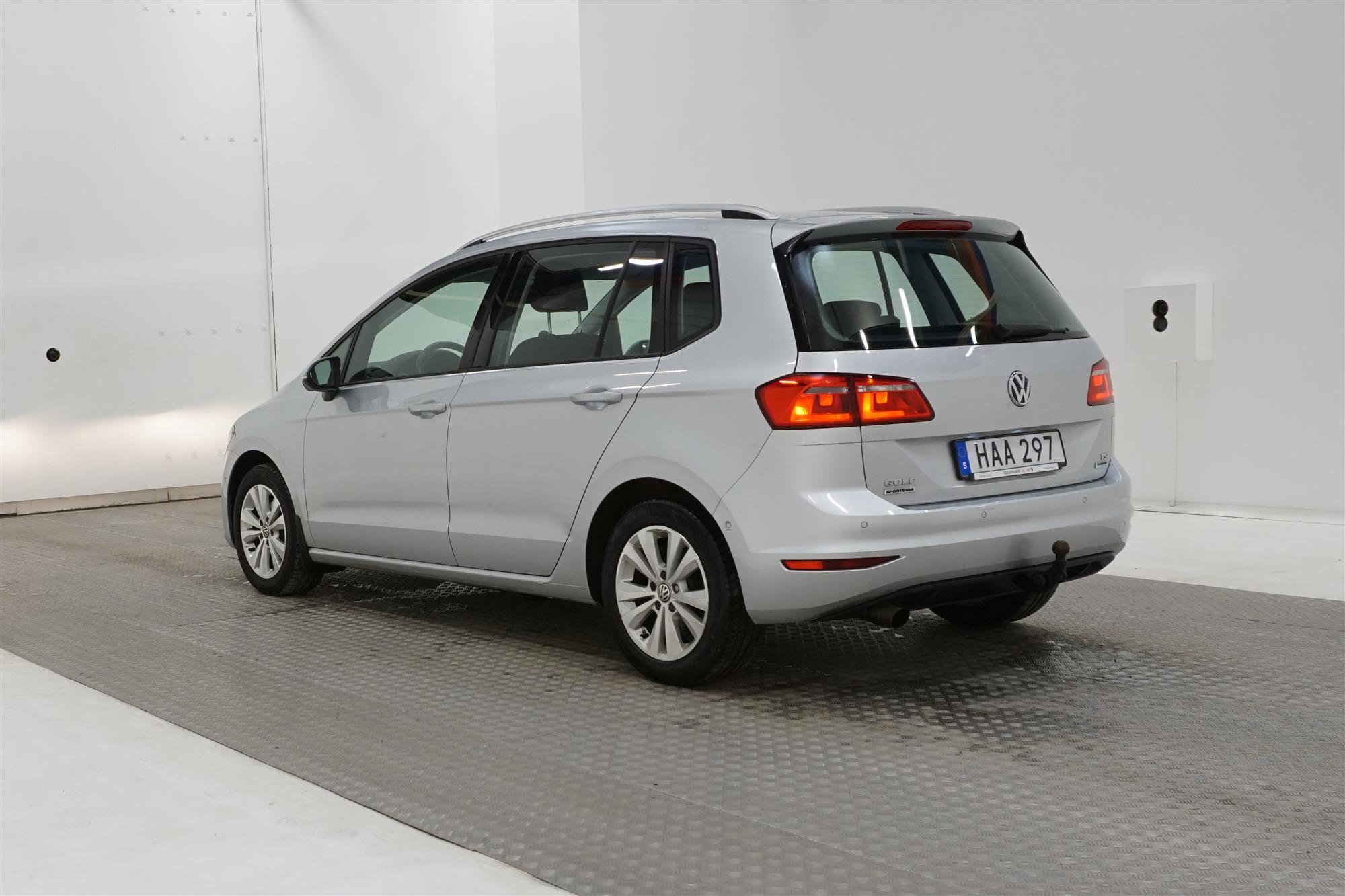 Volkswagen Golf Sportsvan 1.2 110hk Backkamera Drag 0,51L/M