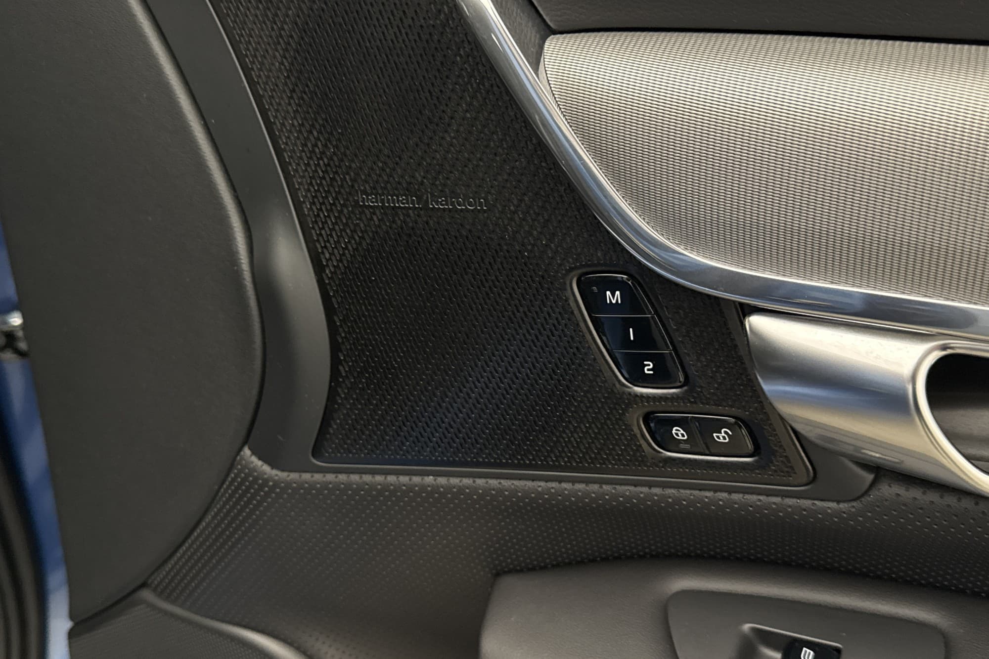 Volvo V90 Recharge T8 AWD R-Design HUD H/K 360° Navi Värm