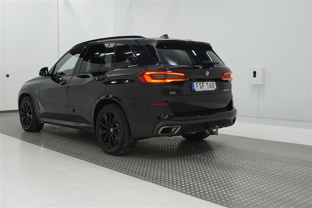 BMW X5 M50d Laser Skylounge H&K HUD Pano Mass Värm 0,68l/mil