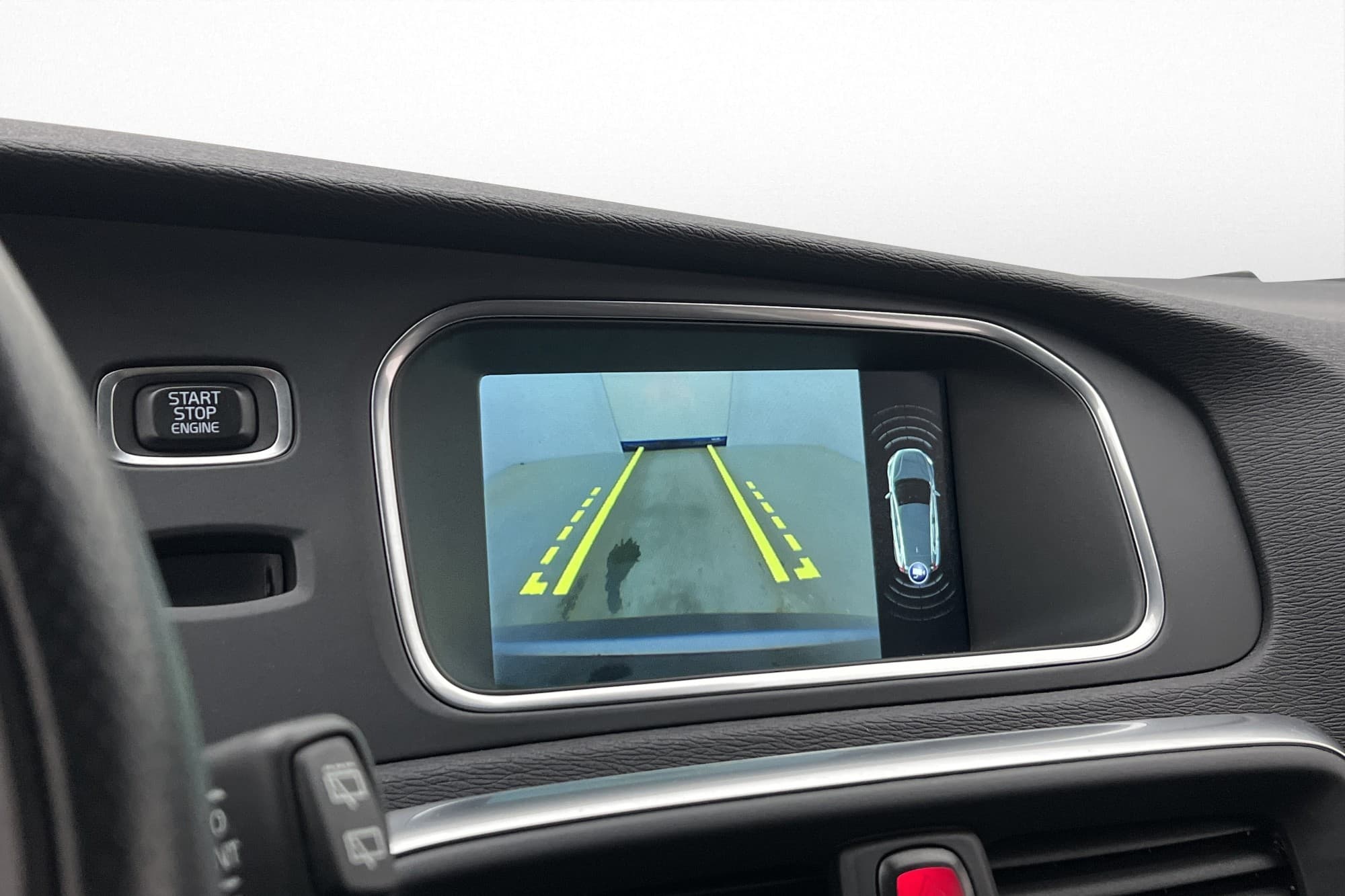 Volvo V40 D3 150hk R-Design Pano Värmare VOC Skinn Kamera